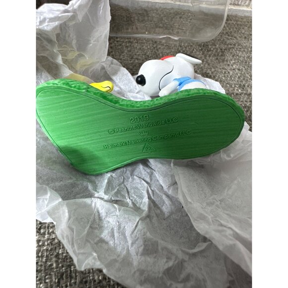 Hallmark Keepsake 2019 Golfer Snoopy Ornament Peanuts Series With Box - Picture 4 of 8